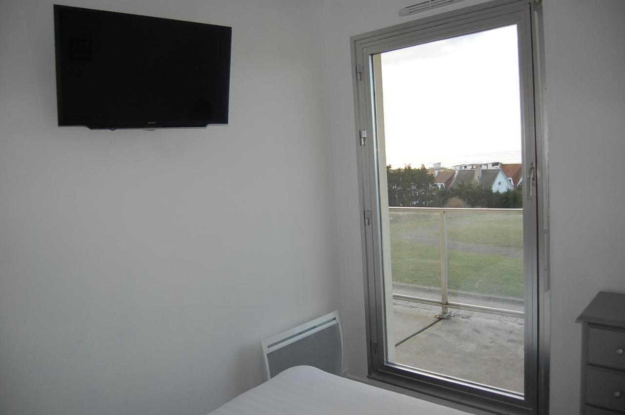 Le Bord De Mer Calais Extérieur photo