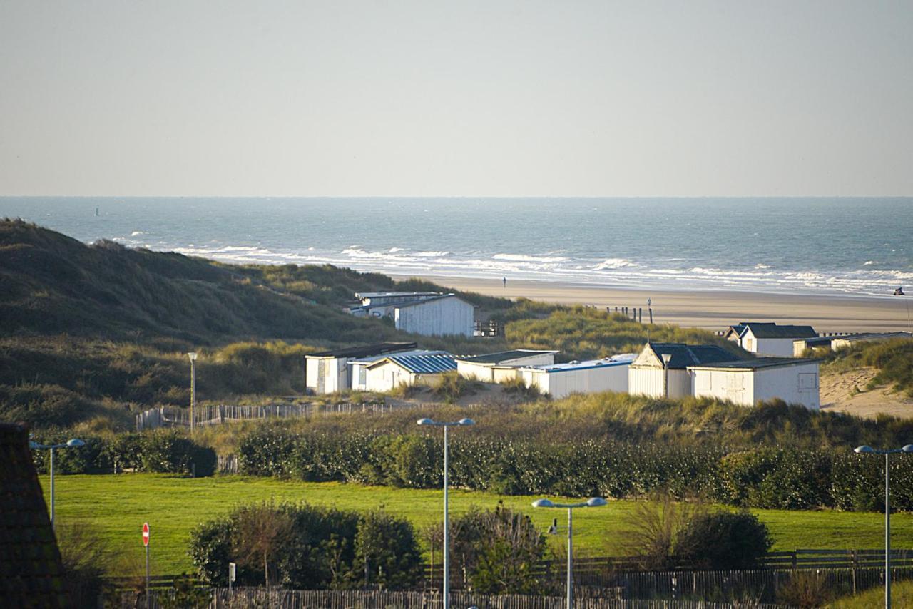 Le Bord De Mer Calais Extérieur photo